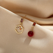 Otteryce guest for withdrawal of the cupboard clearance clear cabin 18K gold phase Thing red bean ear nail outlets Asymmetrical Earrings Woman