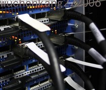 Extreme Networks with a stack of CABLE STACKING CABLE 0 5M 128G