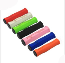Bicycle riding multicolor sponge handle set mountain bike handle set bicycle non-slip multicolor soft handle set riding equipment