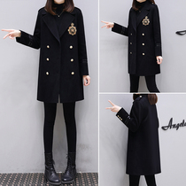 In the spring and autumn of 2023 the long double - row cloth clothes of black double cashmere coat