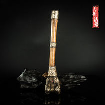 Tibets Qing-Tibetan method uses musical instruments and flutes to remove obstacles.