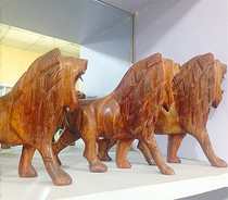 Pakistan Customs Import Red Wood Lion Featured Handicrafts Three Sets Wedding Gifts