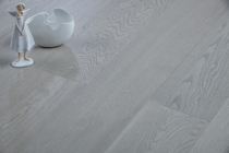 Nature Flooring Solid Wood Composite Flooring Multilayer Solid Wood Flooring Oak DJX124Z Light Luxury Style