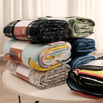 Its okay to go out and gather together. Outdoor camping and knock on practical picnic mats. Moisture-proof mats.