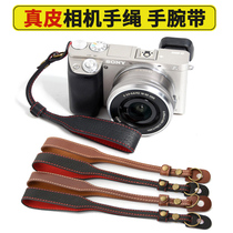 Suitable for leather camera hand strap micro single Sony ZV-E10 ZV1 A7M4 a6400 a 7 m3 A7R3 Fuji XT30 XT100 wrist strap