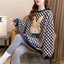 Pregnant womans clothing spring clothing 2022 new spring and autumn slim fit jacket T-shirt outfitted with undergestation maternity dress Spring Festival