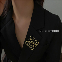 Meiyi City advanced sense design personality style INS cold style simple suit accessories brooch