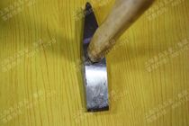 Hugong 0 25KG wooden handle rust hammer Rust removal hammer