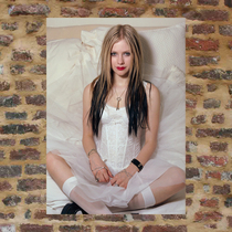 Avril Lavigne poster DG248 full 8 postage Avril Lavigne avrillavigne poster