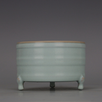 Song Ru kiln sky celadon glaze three-legged incense burner imitation museum genuine antique antique collection vintage furnishings porcelain