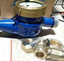 Large quantity Q I smart water meter water saving meter drip meter Jiangxi Yingtan water meter key hot water meter LXSZK smart card