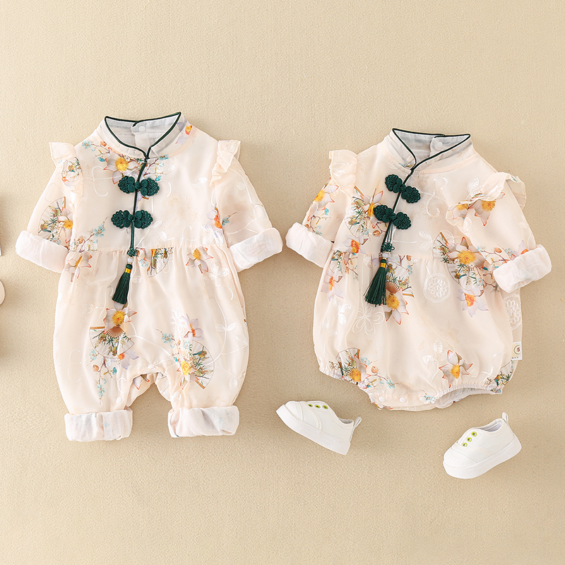女の赤ちゃんの春と秋の服プリンセスハーレム百日ベビー長袖スーツ古代スタイルのチャイナドレス唐満月ドレス