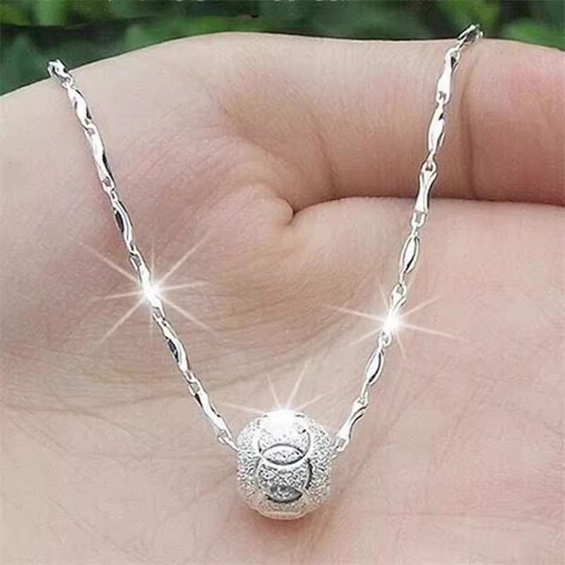 Today's flash sale of sterling silver necklace 999 sterling silver transfer bead pendant silver jewelry as a birthday gift for girlfriend and wife