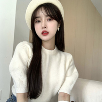 Large size French lazy white short knit shirt top women winter fat mm design sense niche round neck sweater