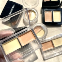 MAOGEPING MAOGEPING Forbidden City two-color concealer naturally covers dark circles tear gully acne marks small samples divided into packs