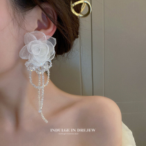 Exaggerated earrings high-end heavy industry large flower earrings light luxury high-end sense celebrity bride wedding dress white earrings