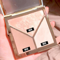 Highlight repair plate Ginger pork pork meat matte nose shadow face brightening shadow glitter blush three-in-one plate