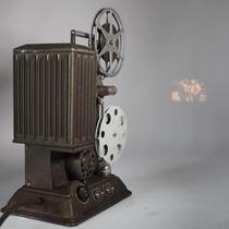 American eoeL-8 Western antique ornaments 8mm 8 vintage silent movie machine projector