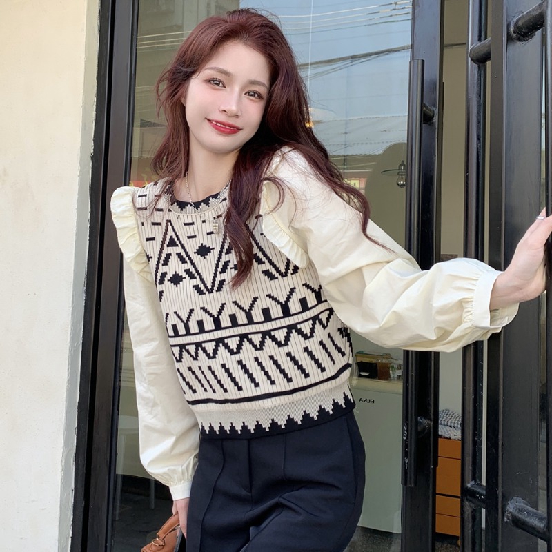 European Station Early Autumn 2023 New Top with Wooden Ear Edge Splice Fake Two Piece Shirts for Women's Design Senses Small Group