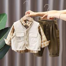 Boys autumn suit spring and autumn 2021 new childrens denim vest baby handsome three-piece Baby foreign gas