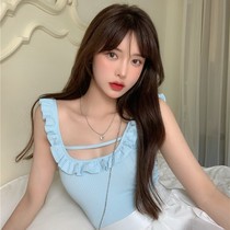 French solid color small camisole vest with 2021 summer new design sense wooden ear hot girl short coat women