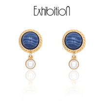 Retro French elegant stud earrings High sense niche earrings girl Autumn and Winter earrings without ear hole