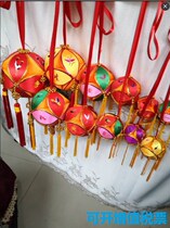  Guangxi Zhuang ethnic characteristics custom handicrafts dance students throw embroidery ball game activities