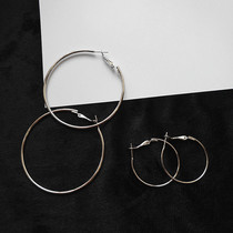  Minimalist shape European and American street shot oversized round circle earrings earring earrings female face small