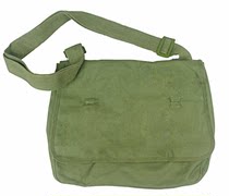 In 1996 the old product 87-style liberation of the same military green canvas Lei Feng bag marching shoulder bag