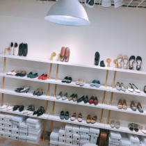Shoe store shoe rack display rack water pipe solid wood bag rack shoe rack childrens shoes shop upper wall multi-layer shoe shelf
