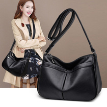2021 new middle-aged and elderly mother bag fashion versatile womens bag shoulder crossbody soft leather mother-in-law bag senior sense bag