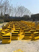 Cement isolation pier concrete construction guardrail base Road isolation Pier red and white high-speed safety anti-collision pier base