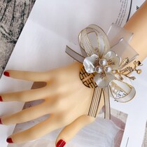 Bridesmaids wrists sisters hand flowers beautiful rhinestones Korean-style Mori hipster wedding wedding bracelet