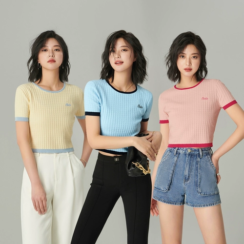 Базовая трикотажная футболка, с вышивкой, круглый воротник