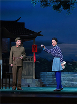 Chunhua Qiushuang: Modern Peking Opera Lutang Tinder