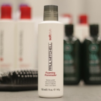 Spot PaulMitchell Baomeiqi with makeup curly hair styling smoothen enhance gloss soft glue