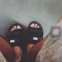 RadiUM day family Chauven Yu Wenle sandals Chen Guanshi slippers for men and women Summer beach lined with Vietnamese slippers