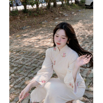 Romantic planet romantic embroidered bangrobe young girl sleeve high end temperament in autumn and winter 2022 new model