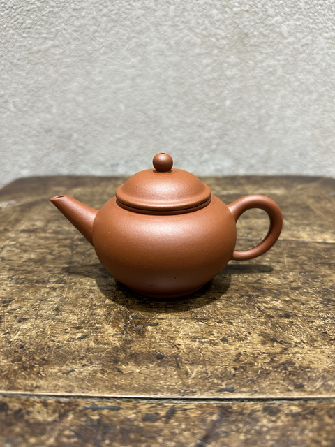 中国宜興紫砂壺 早期宜兴老一厂紫砂壶90年代6杯红泥水平中国宜兴盖''1'' 88111精选和
