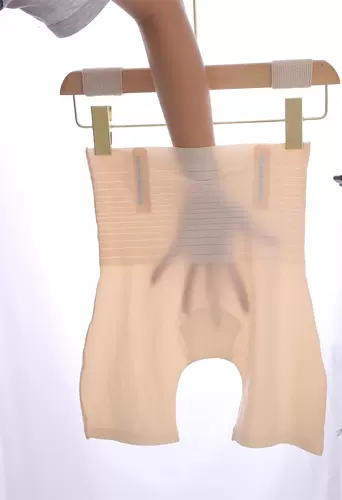 [Супермодели используются) с высоким содержанием брюк для живота.