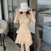 Yellowish sweet and salty French little bellflower first love rouje floral dress female summer waist thin