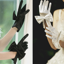 Bride white wedding dress satin gloves short thin retro bow all refers to Korean dress photo accessories black
