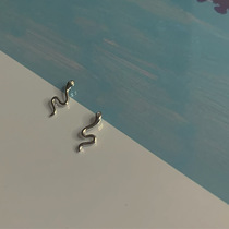 Two different mini snake earrings white zirconium S925 silver earrings sleep without picking ear bones