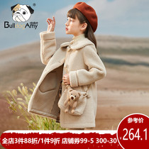 Girls plush jacket 2021 Winter new childrens fur one lamb hair style fleece coat autumn and winter