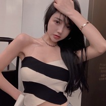 Knitted black and white striped bandeau inner matching vest top design sense niche net red ins tide outside wearing suspenders female summer