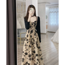 Summer 2022 new sunscreen cardigan two-piece set skirt Hepburn wind slim long skirt floral suspender dress autumn