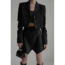  Mrs Chen CHENTAITAI-Cycle sniper - Pleated sleeve back split short long-sleeved suit