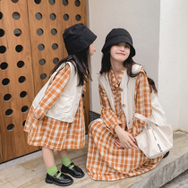 Ocnltiy pro-sub-dress 2022 spring autumn season new mother woman dress checkered horse chia dress Korean version foreign air suit