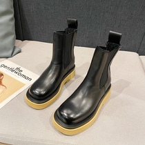 WUXIE Platycodon college style black temperament round head leather single boots female lace side zipper Martin boots