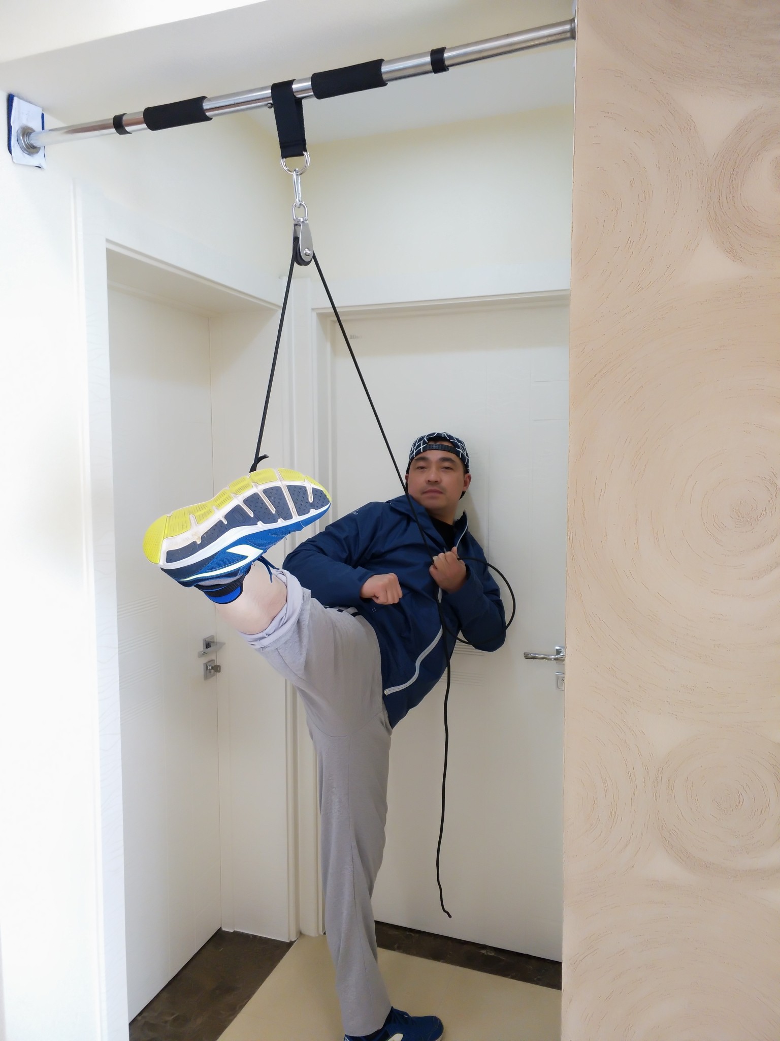 韧带拉伸器李小龙原创腿术练习器吊腿带腿部训练器控腿器静音滑轮